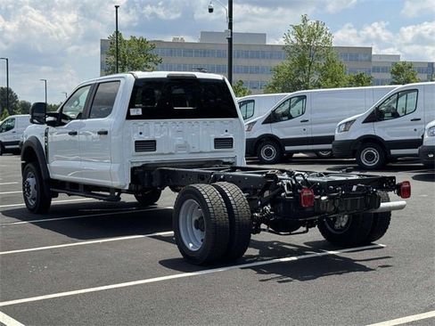 New 2025 Ford F450 XL w/ XL Chrome Package image 4