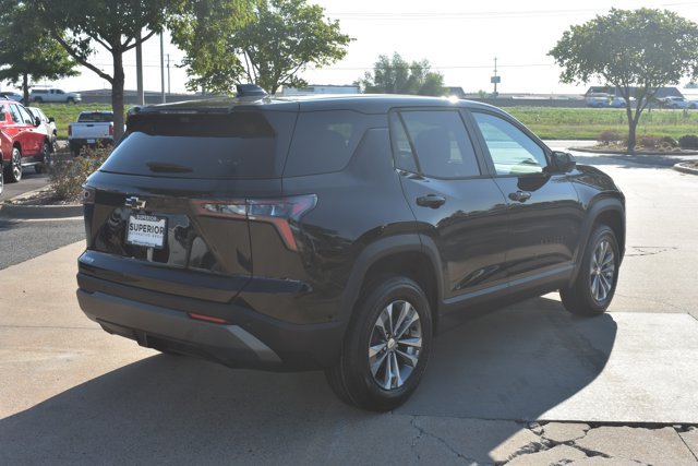 New 2027 Chevrolet Equinox LT w/ Safety and Technology Package FWD image 5