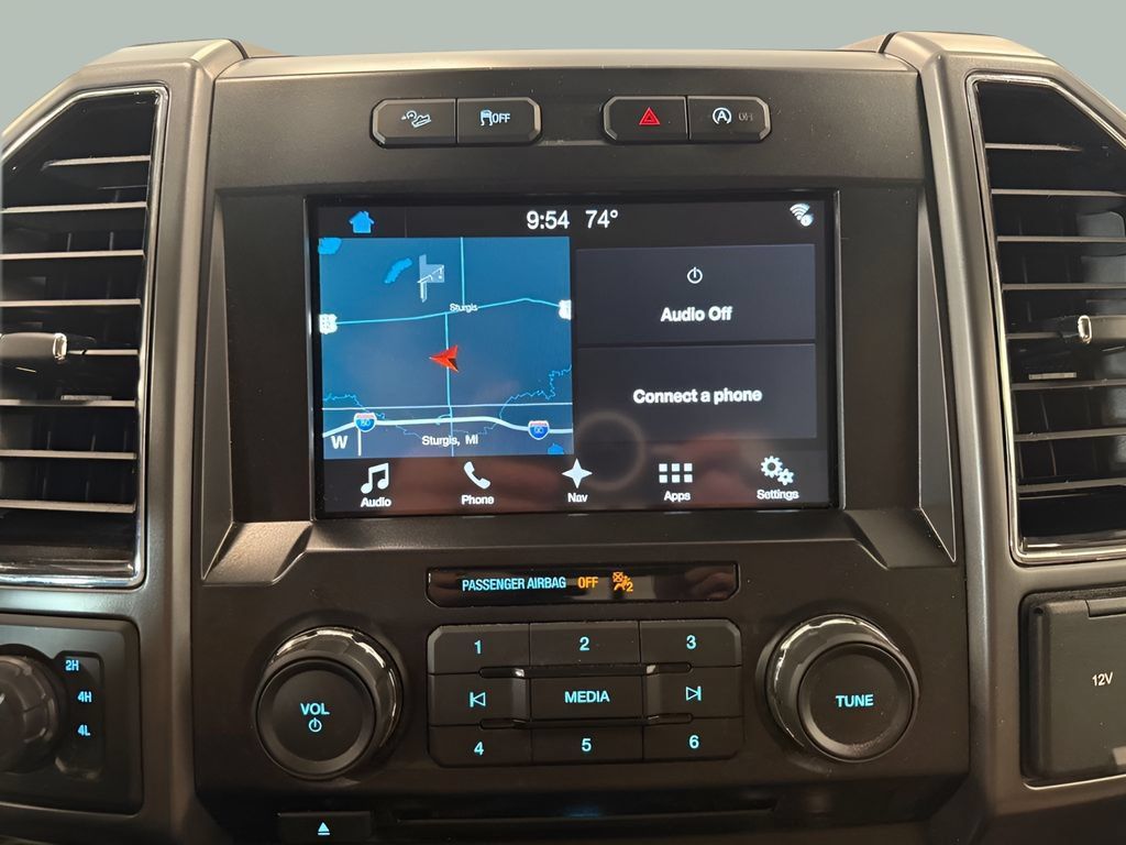 Used 2018 Ford F150 XLT w/ Equipment Group 302A Luxury AWD/4WD image 21