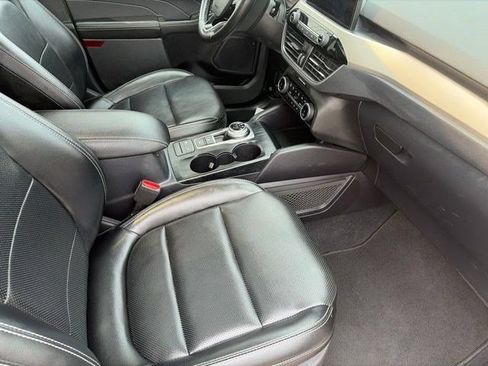 Used 2022 Ford Escape SEL FWD image 41
