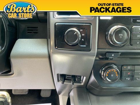 Used 2015 Ford F150 XLT w/ Equipment Group 302A Luxury AWD/4WD image 32