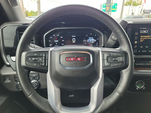 Used 2023 GMC Sierra 1500 Elevation AWD/4WD image 18