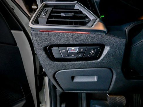 Used 2019 BMW 330i xDrive Sedan w/ Convenience Package image 44