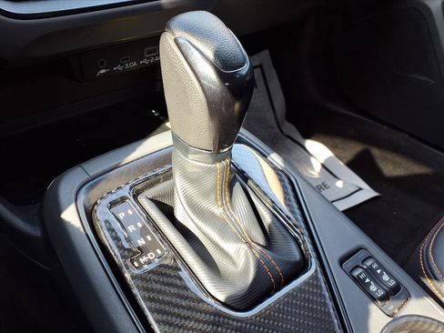 Used 2024 Subaru Crosstrek 2.5i Limited w/ Crosstrek Mirror Package image 10