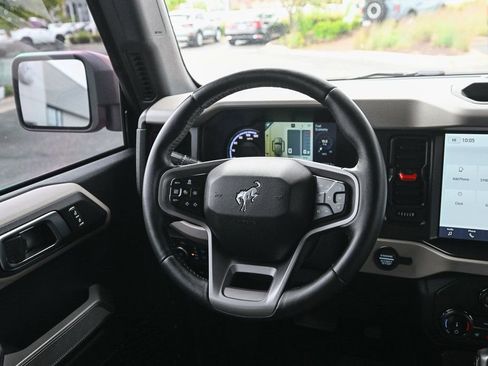 Certified 2022 Ford Bronco Wildtrak image 30