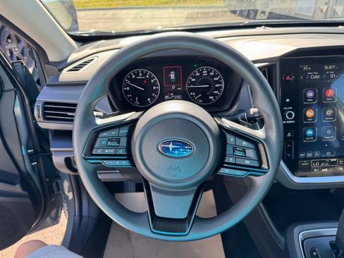 Used 2025 Subaru Crosstrek 2.5i Premium AWD/4WD image 12