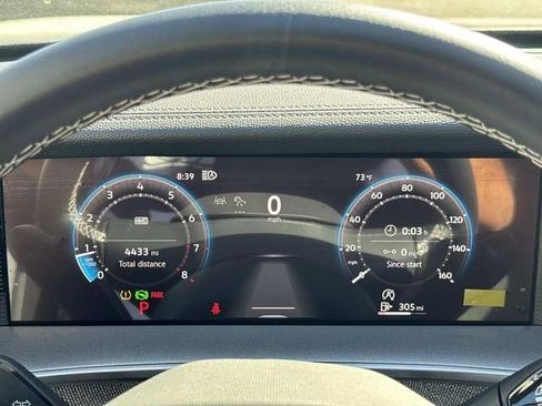 New 2025 Volkswagen Tiguan S FWD image 18