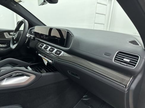 New 2026 Mercedes-Benz GLE 53 AMG 4MATIC Coupe image 28