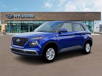 New 2026 Hyundai Venue SE video 2