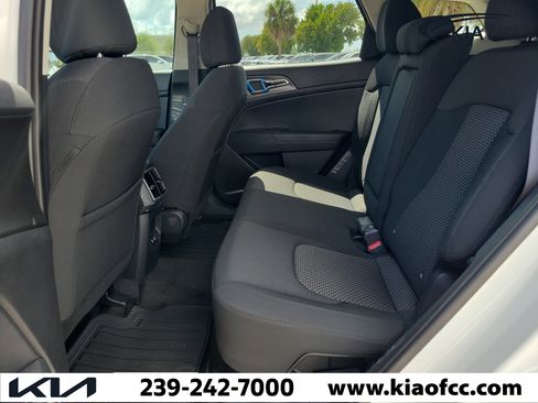 New 2026 Kia Sportage LX FWD image 12