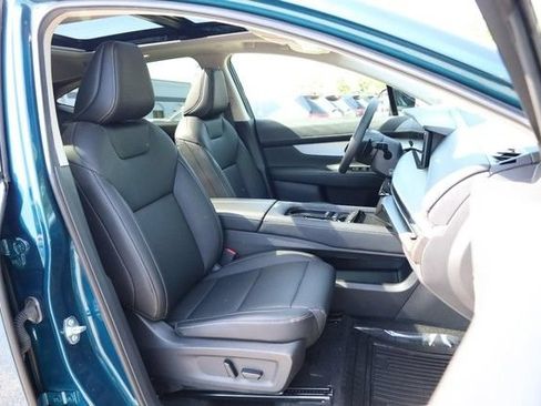 Certified 2025 Nissan Murano SL w/ Cargo Package AWD/4WD image 29