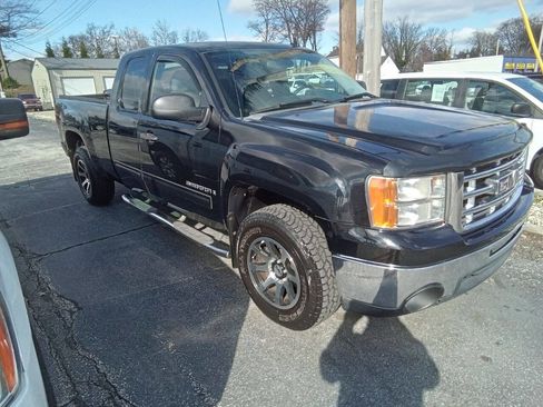 Used 2009 GMC Sierra 1500 SLE w/ Power Pack Plus image 2