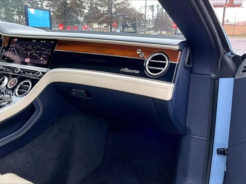 Used 2023 Bentley Continental GT Azure image 18