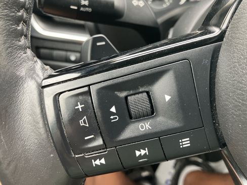 Used 2021 Nissan Rogue SV AWD/4WD image 22