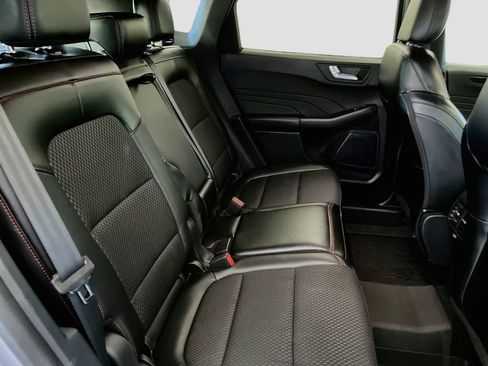 Used 2024 Ford Escape ST-Line w/ Tech Pack #1 AWD/4WD image 27