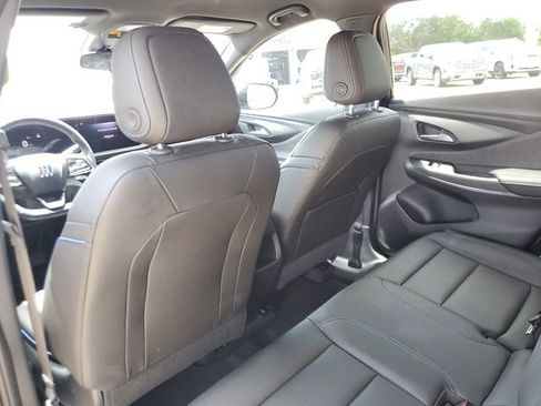 Used 2024 Buick Envista Sport Touring w/ Convenience I Package FWD image 11