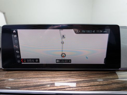 Used 2019 BMW 530i xDrive w/ Convenience Package image 15