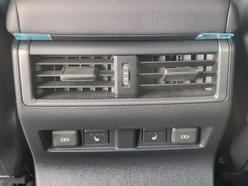 Used 2025 Lexus GX 550 AWD/4WD image 26