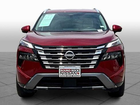 Certified 2024 Nissan Rogue SL FWD image 4
