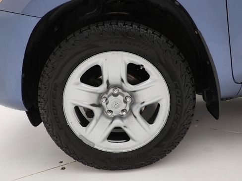 Used 2011 Toyota RAV4 4WD w/ Base L4 Extra Value Pkg image 9