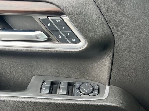 Used 2024 GMC Sierra 1500 SLT image 14