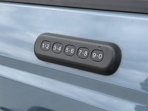 Used 2021 Ford Bronco First Edition image 16