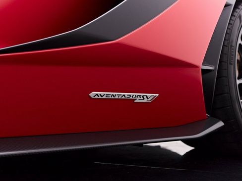 Used 2019 Lamborghini Aventador SVJ image 40