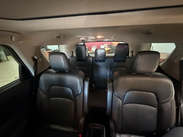 Used 2023 Nissan Pathfinder SL w/ SL Premium Package AWD/4WD image 17