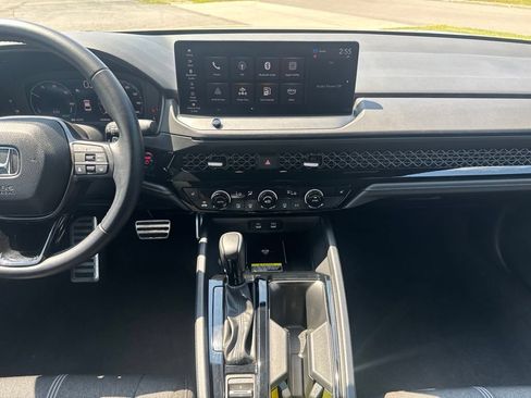 Certified 2025 Honda Accord Sport image 24