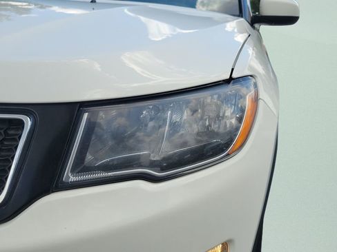 Used 2019 Jeep Compass Latitude w/ Popular Equipment Group AWD/4WD image 24