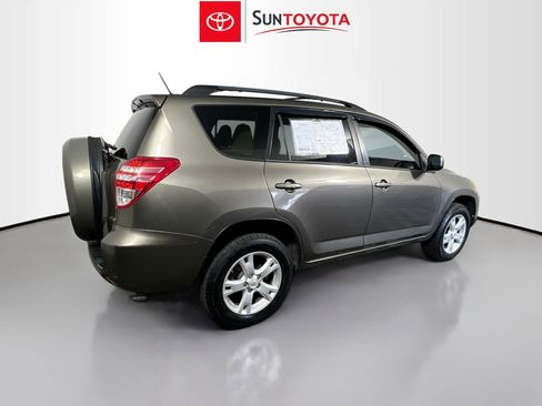 Used 2012 Toyota RAV4 4WD w/ Upgrade Value Pkg image 4