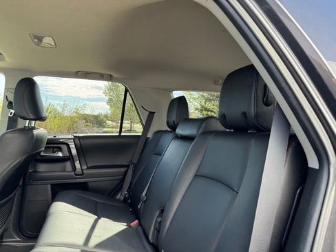 Used 2020 Toyota 4Runner TRD Off-Road Premium w/ Moonroof Package AWD/4WD image 12