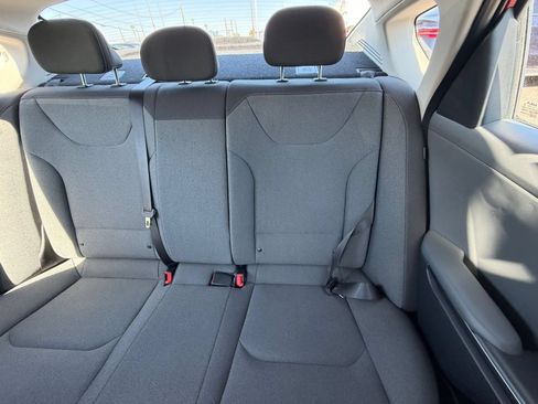 Used 2025 Kia K4 FWD image 36
