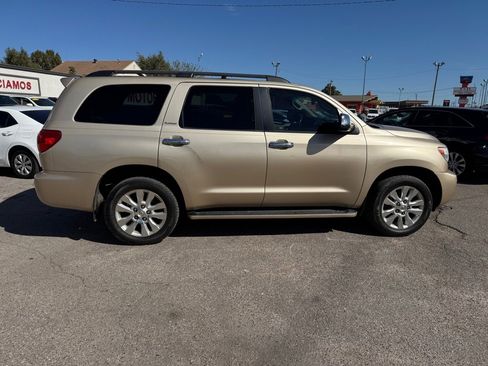 Used 2010 Toyota Sequoia Platinum image 4