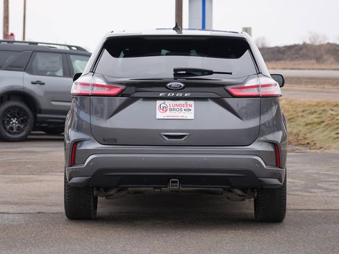 Used 2022 Ford Edge ST-Line w/ Class II Trailer Tow Package image 4