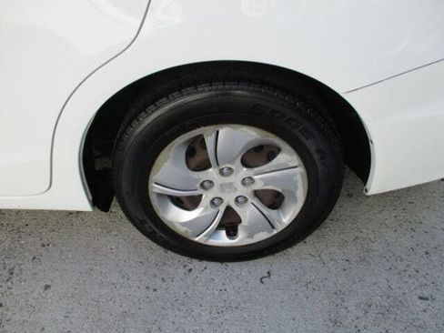 Used 2014 Honda Civic LX image 10