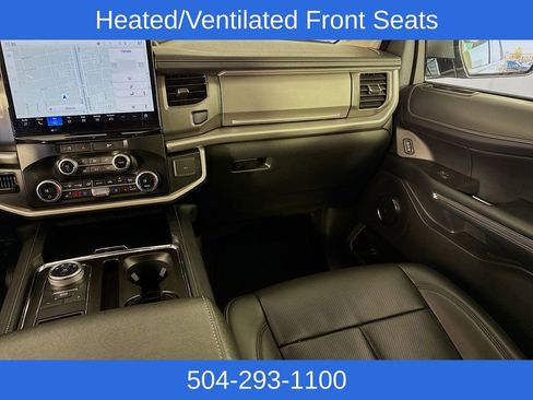 Certified 2024 Ford Expedition XLT image 23