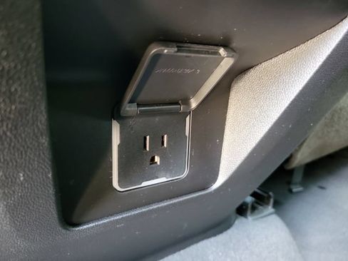 Used 2023 Chevrolet Tahoe RST w/ Luxury Package RWD image 14