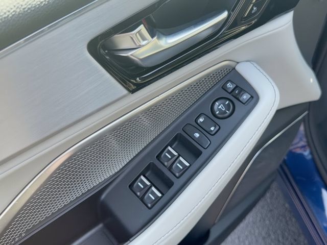 Used 2023 Acura MDX w/ Technology Package AWD/4WD image 13