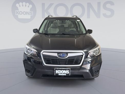 Used 2020 Subaru Forester Premium image 11