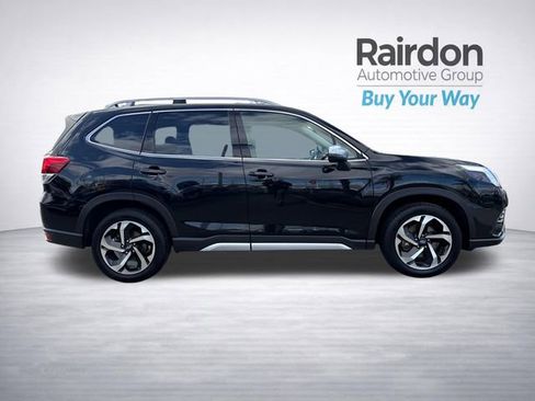 Used 2022 Subaru Forester Touring w/ Popular Package #3 image 9