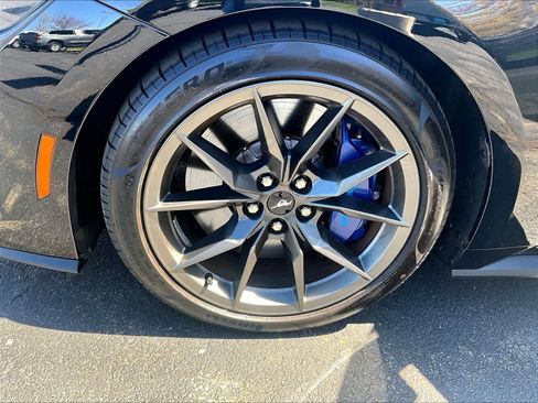 Used 2024 Ford Mustang Dark Horse RWD image 7