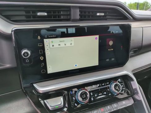 Certified 2023 GMC Sierra 1500 Denali AWD/4WD image 24