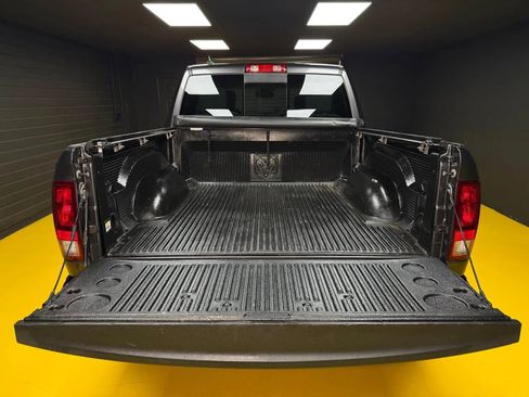 Used 2018 RAM 1500 Big Horn AWD/4WD image 14