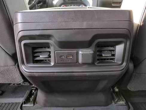 Used 2021 Chevrolet Silverado 1500 LT Trail Boss image 9