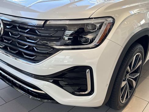 New 2026 Volkswagen Atlas SEL Premium R-Line AWD/4WD image 7