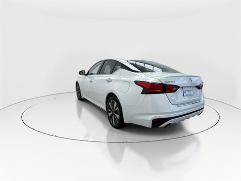 Used 2021 Nissan Altima 2.5 SL image 6