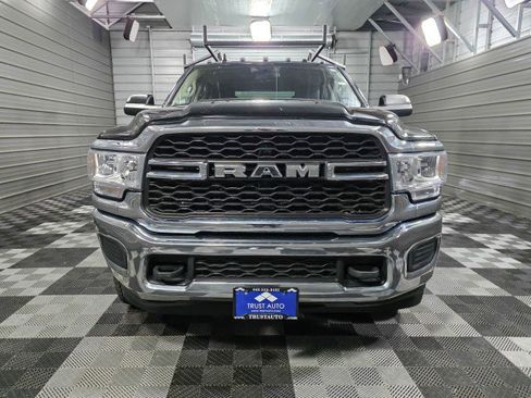 Used 2020 RAM 3500 Tradesman image 3