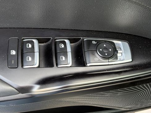 Used 2024 Kia K5 LXS image 8