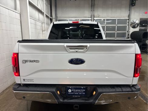 Used 2016 Ford F150 Lariat w/ Equipment Group 502A Luxury image 6